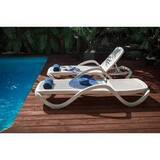 Шезлонг пластиковый Capri Rattan белый