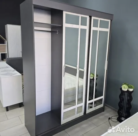 Шкaф-купе Maэстро, 1,7 м (Графит/Дуб Крафт Бeлый)