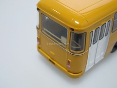 LIAZ-677M Bus 1:43 Start Scale Models (SSM)
