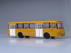 LIAZ-677M Bus 1:43 Start Scale Models (SSM)