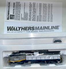 Локомотив GE Dash 8-32BWH Amtrak California (DCC,звук) 1:87