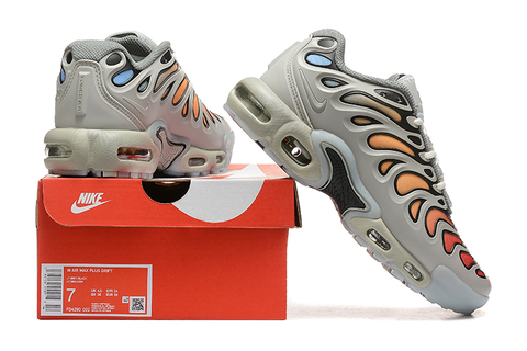 Nike Air Max Plus Drift 'Light Smoke Grey' 