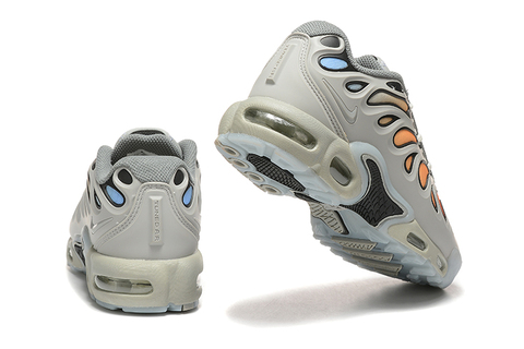 Nike Air Max Plus Drift 'Light Smoke Grey' 