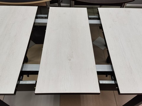 стол раздвижной BAUT