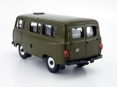 UAZ-3962 minibus plastic painted khaki Agat Mossar Tantal 1:43