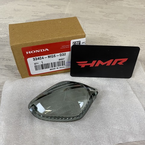 Honda Стекло правое переднее поворотника NC 700 NC 750 CB500 CBR 650 33404-MGS-D32 аналоги 33404-MGS-D31
