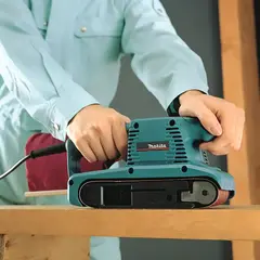 Ленточная шлифовальная машина Makita 9910