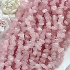 Розовый кварц галтовка, 4-8 на 9-16 мм, нить 78 см, К259