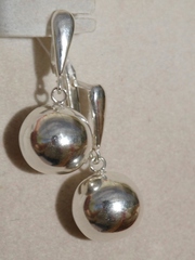 Шарики 1,5 см.,капля. (серьги из серебра)