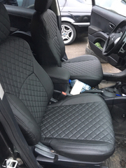 Чехлы на Citroen C-Crosser 2007–2014 г.в.