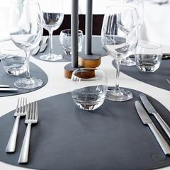 Подстановочная салфетка фигурная 37x44 см LindDNA Nupo anthracite 981161