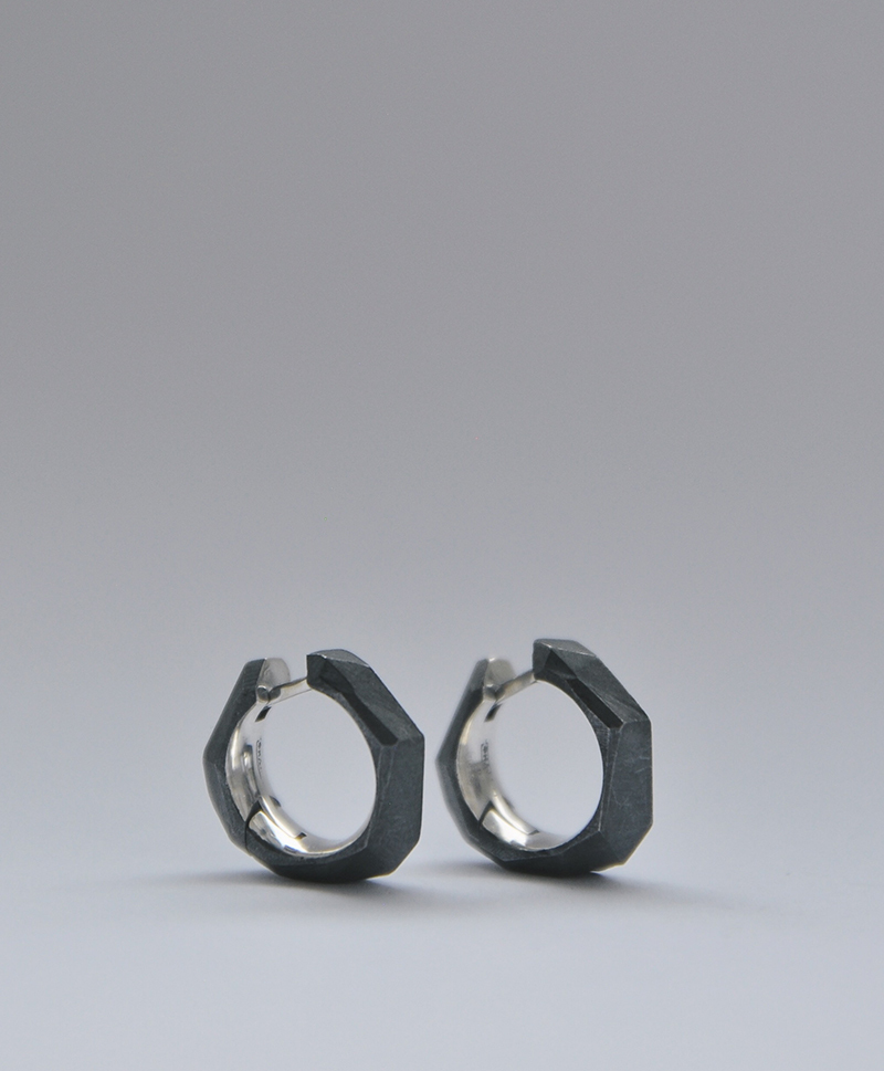 polygon-random-earrings-1.jpg