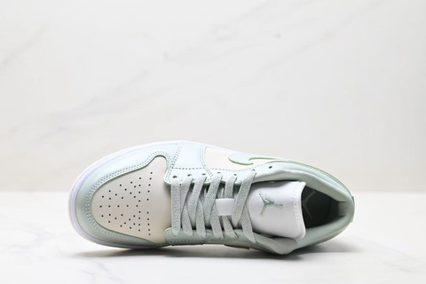 Air Jordan 1 Low SE 'Seafoam' 