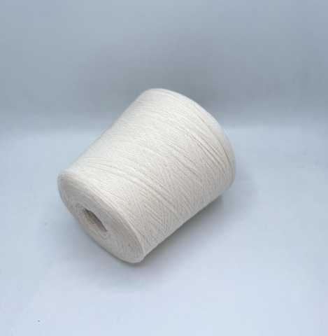 New Mill (пр.Италия),art- Velox 1450м/100гр,40% меринос, 10% кашемир, 25% вискоза, 25% полиамид. Цвет- Молочный(3168), арт.31736