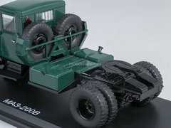 MAZ-200B tractor unit 1:43 Start Scale Models (SSM)