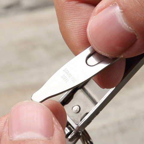 Книпсер Victorinox с пилкой для ногтей и кольцом для ключей, металлический, в чехле (8.2055.C)