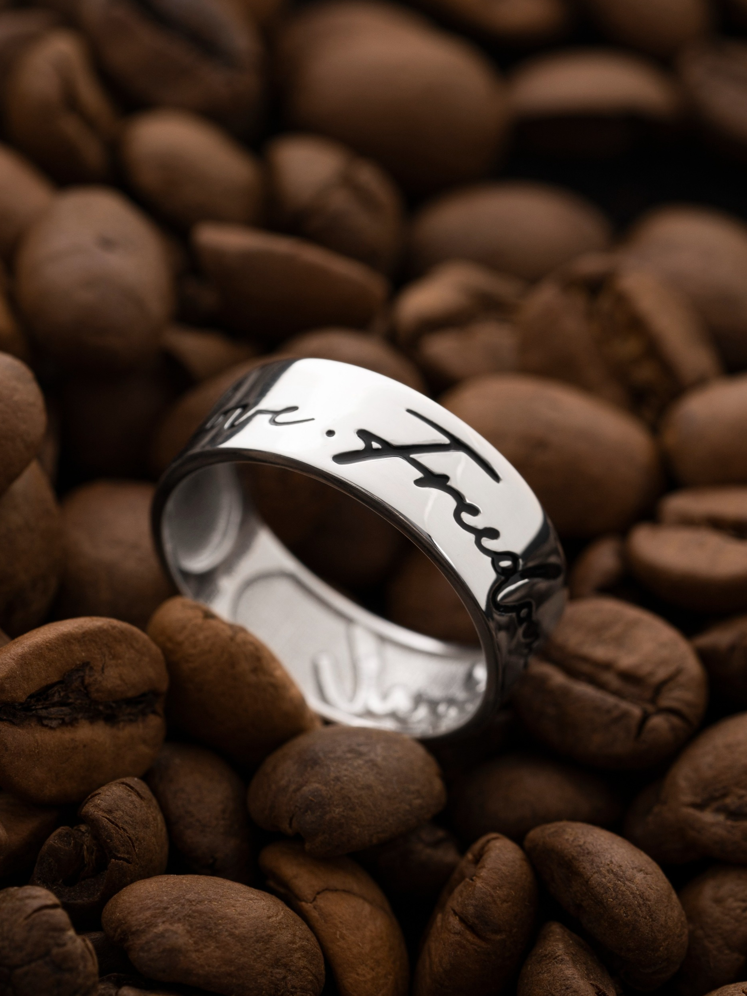 Кольцо Love.Freedom.Soul