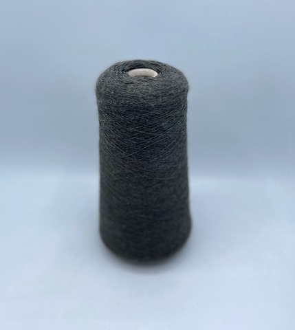 Folco (пр.Италия). 2/28 1400м/100гр, 50% меринос, 50% акрил, цвет-Дремучий лес,меланж(65/726), арт.34137