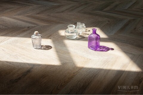 Виниловый ламинат Vinilam - Parquet Chevron Шеврон Шампань (RI153616CL4-2.5)