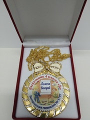 Медаль со стразами 