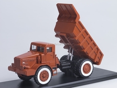 MAZ-525 Tipper 25 tons Exhibition 1:43 Start Scale Models (SSM)