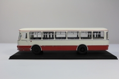 LIAZ-677 beige-red Classicbus 1:43