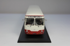 LIAZ-677 beige-red Classicbus 1:43