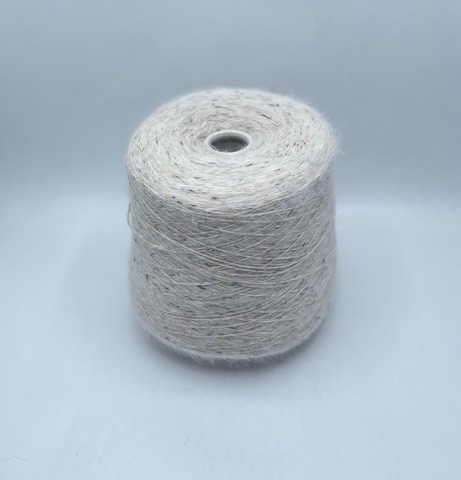 Luxury Selection by Ri.Go (пр.Италия), art-Angora Spiky Tweed, 2/9 450м/100гр.75% Ангора, 5% Вискоза, 20% Полиамид, цвет-Светло-бежевый+твид (122/132), арт-36473