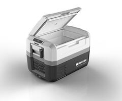 Компрессорный автохолодильник ICECUBE  IC45 (12V/24V/220V, 40л)