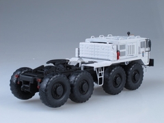 MAZ-537 tractor unit MChS Ministry of Emergency 1:43 Start Scale Models (SSM)