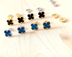 50966-sergi-pusety-trendy-mini-iz-serebra-odin-motiv-klever-s-agatom-lux