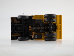 BELAZ-7522 Dumper later yellow 1:43 Dealer models BELAZ