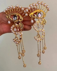 sergi-krupnye-v-stile-schiaparelli-s-podveskami-s-dollar