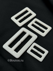 Пряжка белая прямоугольная