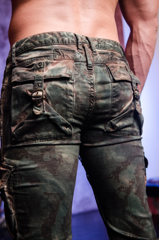 Robin's Jean | Джинсы мужские Military Green Camo SP50518 задние карманы детально