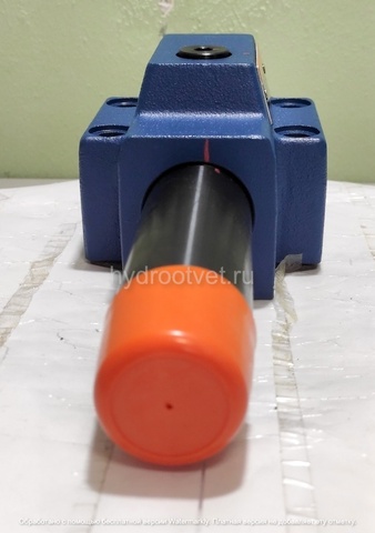 Фото DR10DP2-4X/210Y - Редукционный клапан Ду 10 трехлинейный, прямого действия с давлением регулировки до 210 бар, 2 = винт, обратный клапан - есть