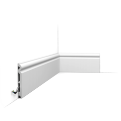 Плинтус SX138