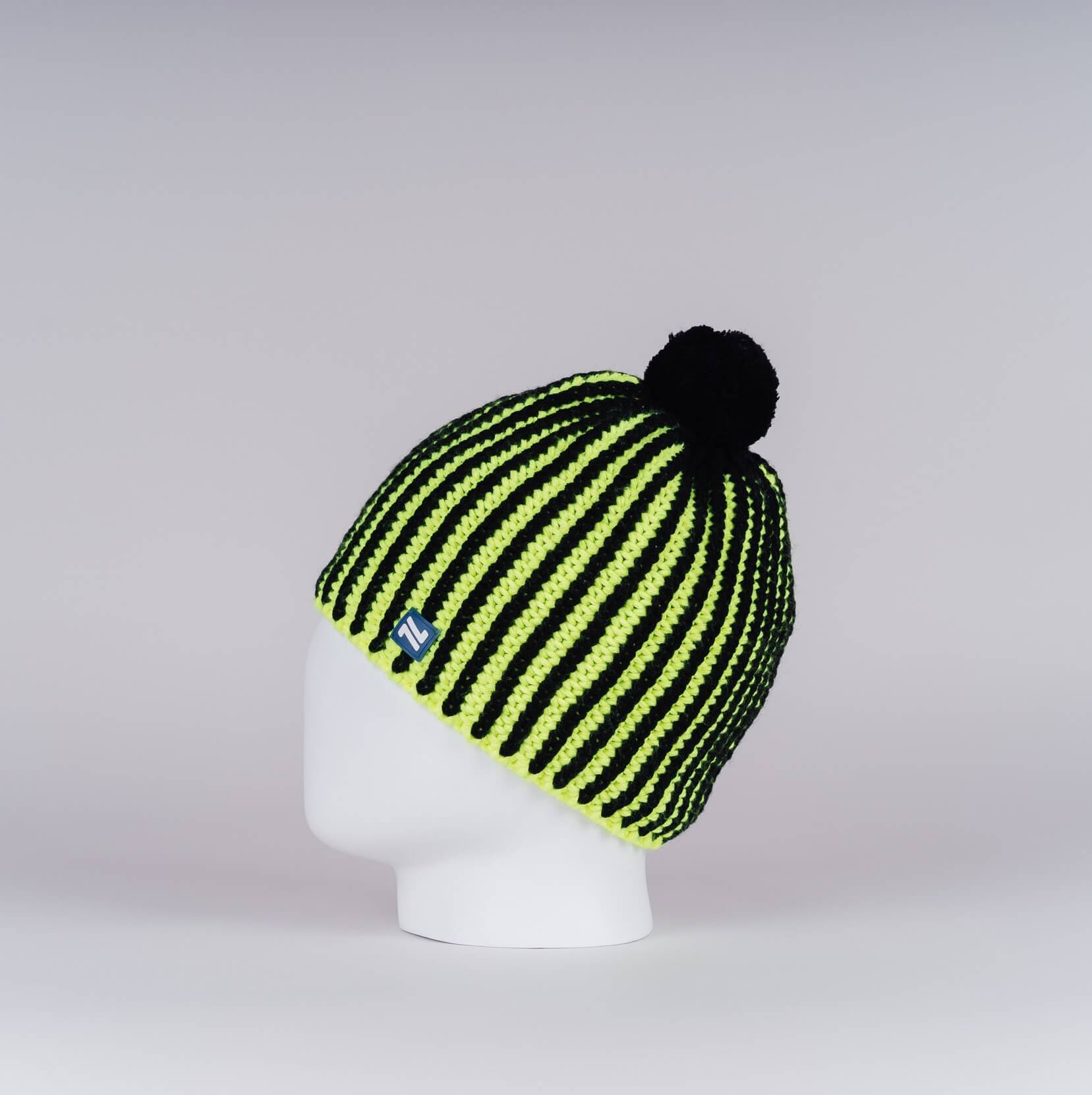 Вязаная шапка с шерстью Nordski Wool black-green - 3
