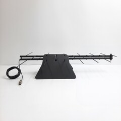 ТВ АНТЕННА КОМНАТНАЯ ЦИФРОВАЯ АКТИВНАЯ НАПРАВЛЕННАЯ Триада-3209/antenna.ru