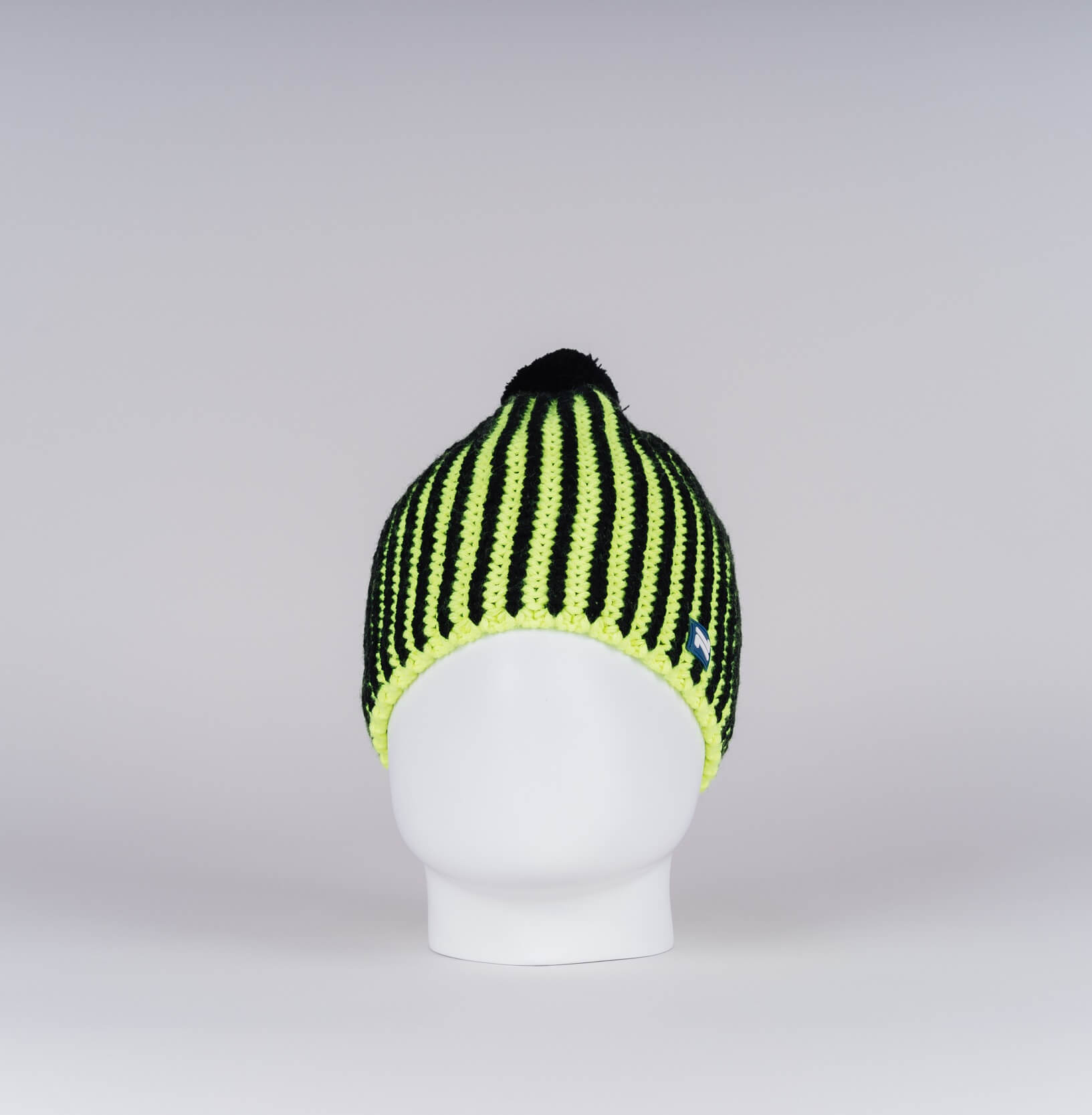 Вязаная шапка с шерстью Nordski Wool black-green - 4