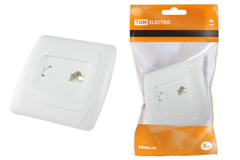 Розетка компьютерная RJ45  белая 