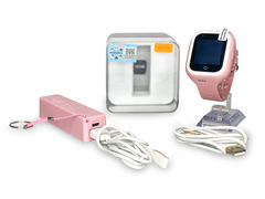 Часы Smart Baby Watch Wonlex KT21 в комплекте с переносным аккумулятором POWER BANK и вторым зарядным шнуром.