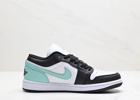 Air Jordan 1 Low 'Green Glow' 