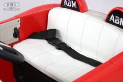 Mercedes C555MC с дистанционным управлением
