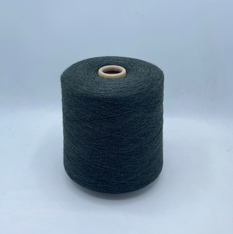 Sudwollgroup (пр.Германия), art. Victoria, 30/2 1500 м / 100 гр. 100% Меринос, цвет-Дремучий лес,арт-27995