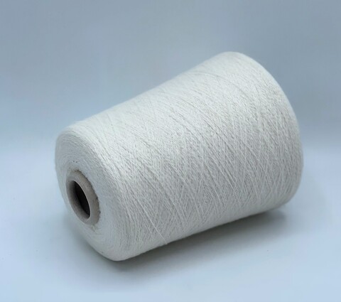 New Mill (пр.Италия), art.Comfort,2200м/100гр. 19% ангора, 38% меринос, 39% полиамид, 4% полиэстер, цвет- Молочный, арт.19671