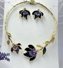 85243-komplekt-ukrashenij-kole-sergi-charm-v-stile-bruni