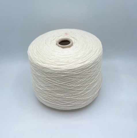 Millefili (пр.Италия). 2/15 750м/100гр, 70% Меринос, 30% Кашемир, цвет-Молочный(9584), арт.35088