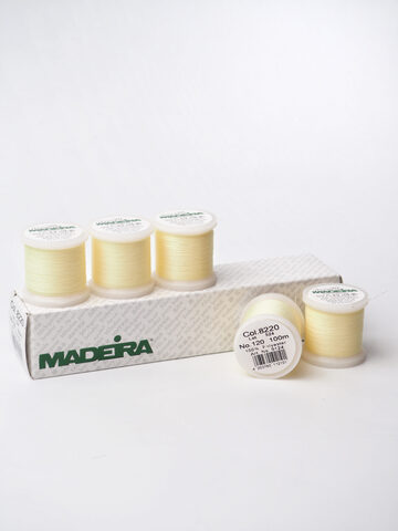 Нитки швейные Madeira aerofil № 120 Col. 8220 крем-брюле (100, 400 м)