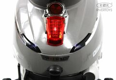 Детский электроскутер Vespa Z222ZZ